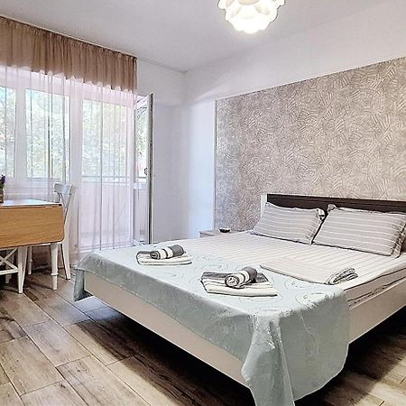 Apartament Cezar Faleza-Nord Constanta-Plaja Reyna エクステリア 写真